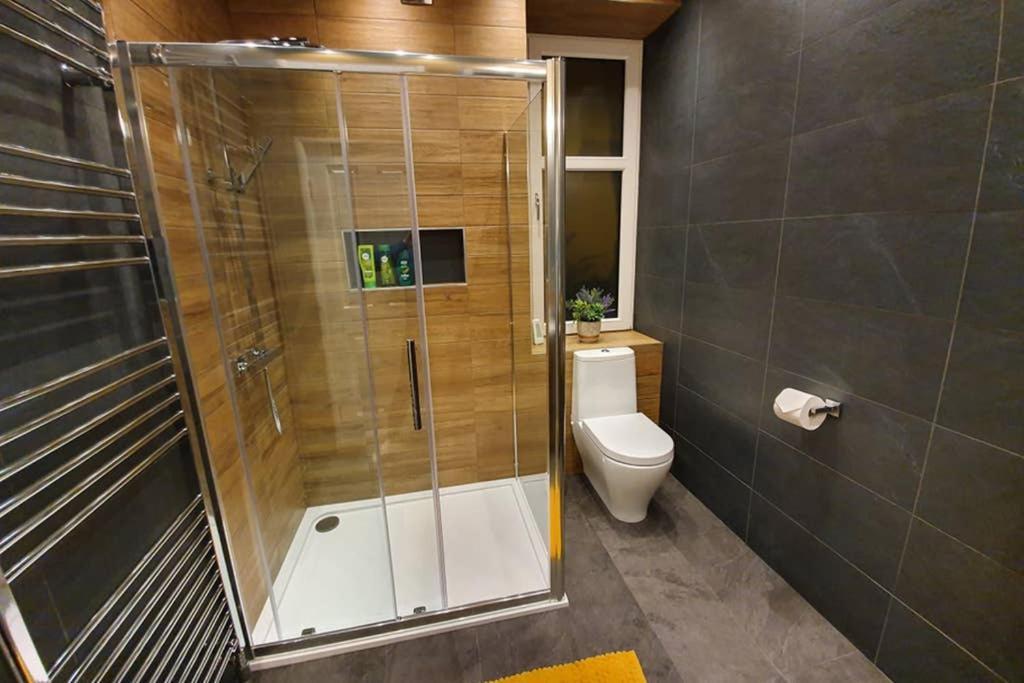 Smart & Stylish Holiday Apartment In The City Centre Inverness Exteriör bild