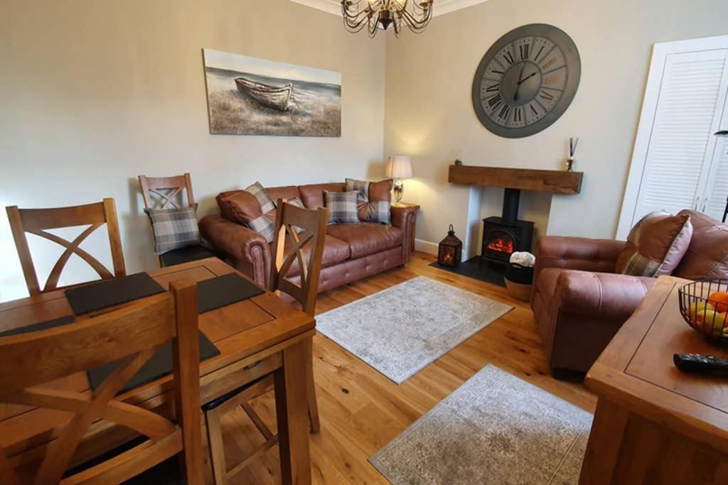 Smart & Stylish Holiday Apartment In The City Centre Inverness Exteriör bild